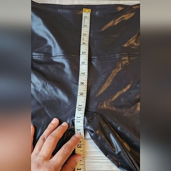 Jane and Bleecker Faux Leather Leggings Size XLarge - Picture 6 of 12